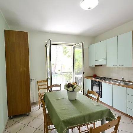 Marina Sleeps 6 Ascea